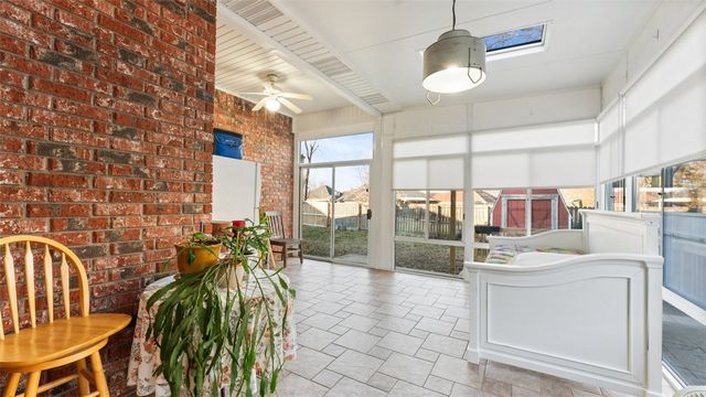 738 Buckhead Avenue, Springdale, AR 72764