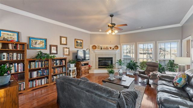 738 Buckhead Avenue, Springdale, AR 72764