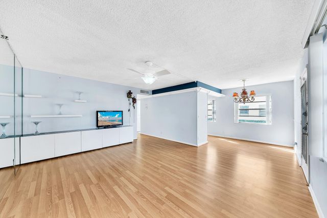 548 Normandy L, Delray Beach, FL 33484