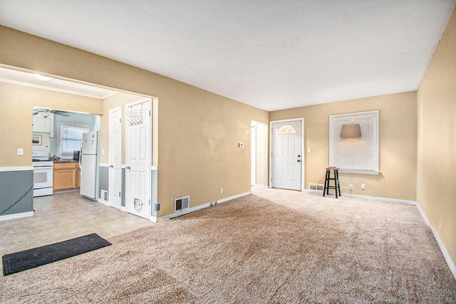 856 Colrain Street SW, Wyoming, MI 49509