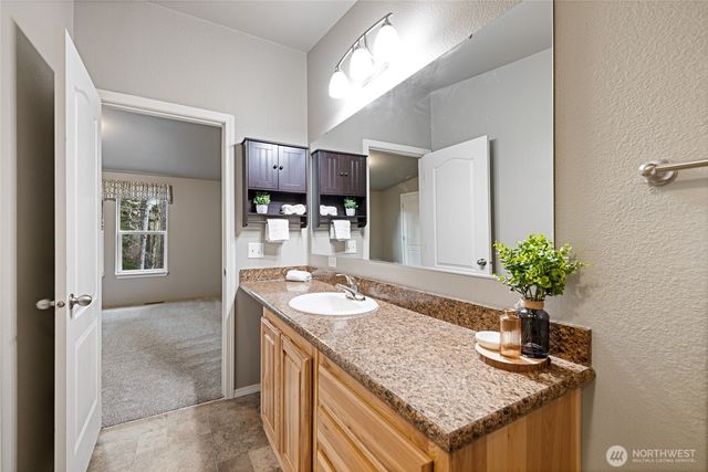 150 N Beaver Drive, Hoodsport, WA 98548