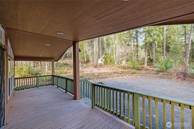 150 N Beaver Drive, Hoodsport, WA 98548