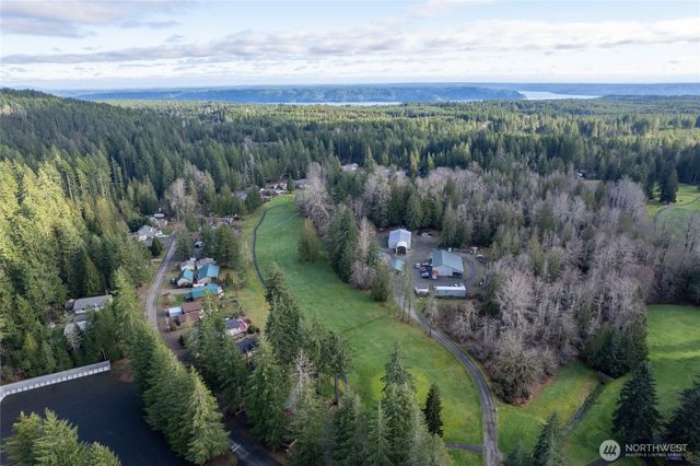 150 N Beaver Drive, Hoodsport, WA 98548