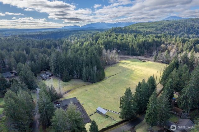 150 N Beaver Drive, Hoodsport, WA 98548