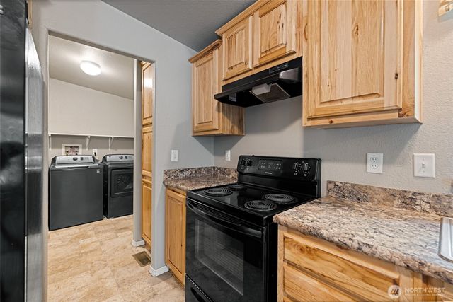 150 N Beaver Drive, Hoodsport, WA 98548