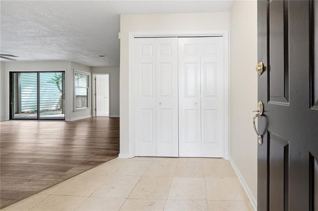 507 Garden Court, Atlanta, GA 30328