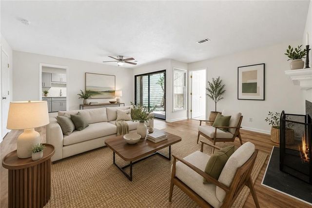507 Garden Court, Atlanta, GA 30328