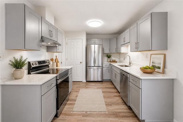 507 Garden Court, Atlanta, GA 30328