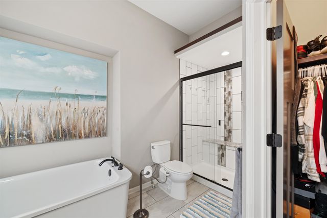 1230 N Spring Ridge Dr, Derby, KS 67037