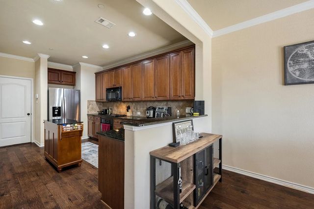 5852 Clearwater Drive, The Colony, TX 75056