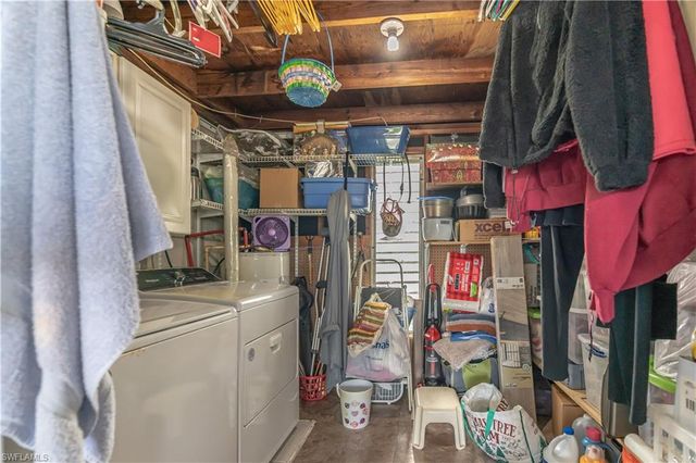 1360 5th AVE N, Naples, FL 34102