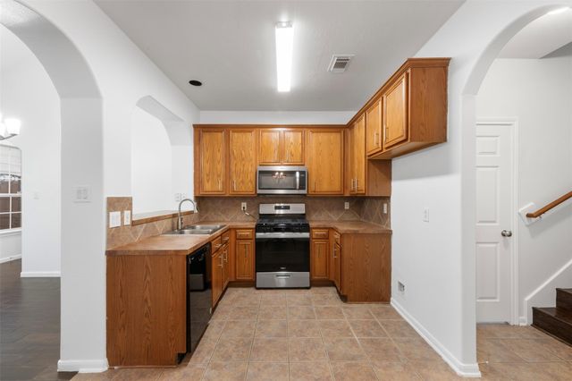 10135 W Palm Lake Drive, Houston, TX 77034