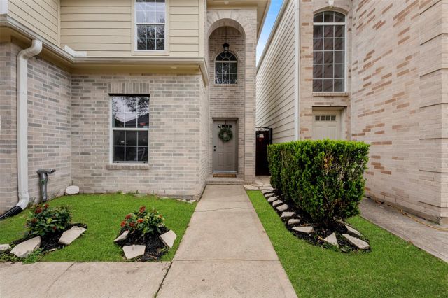 10135 W Palm Lake Drive, Houston, TX 77034