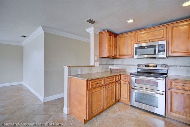 113 E State Street, Avon Park, FL 33825