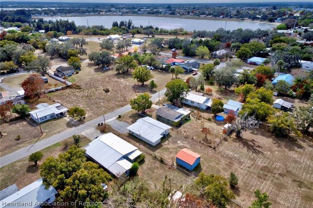 113 E State Street, Avon Park, FL 33825