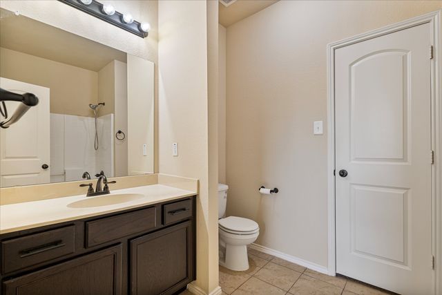 345 Orbit Drive, Lavon, TX 75166