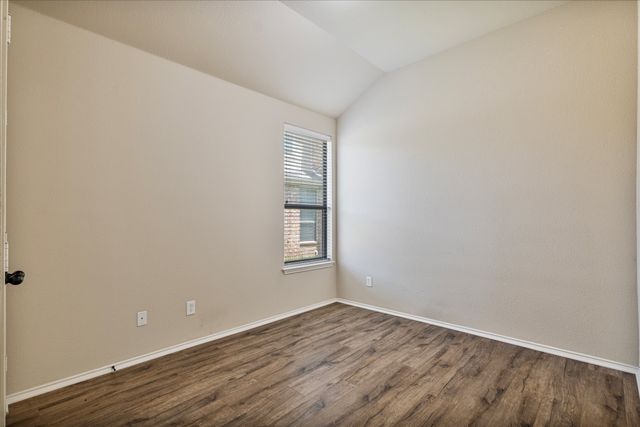 345 Orbit Drive, Lavon, TX 75166