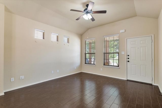 345 Orbit Drive, Lavon, TX 75166