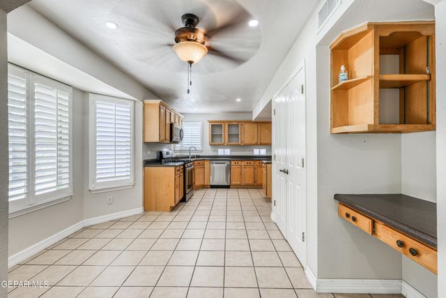 408 Santorini Court, Socorro, TX 79927