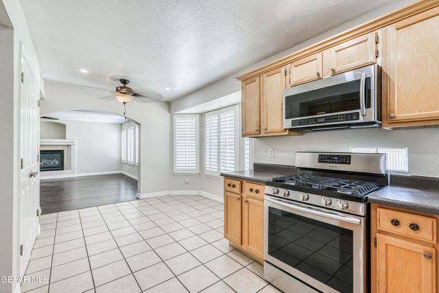 408 Santorini Court, Socorro, TX 79927