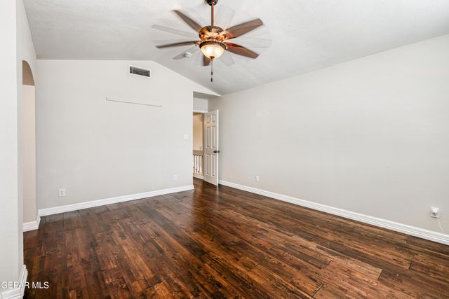 408 Santorini Court, Socorro, TX 79927