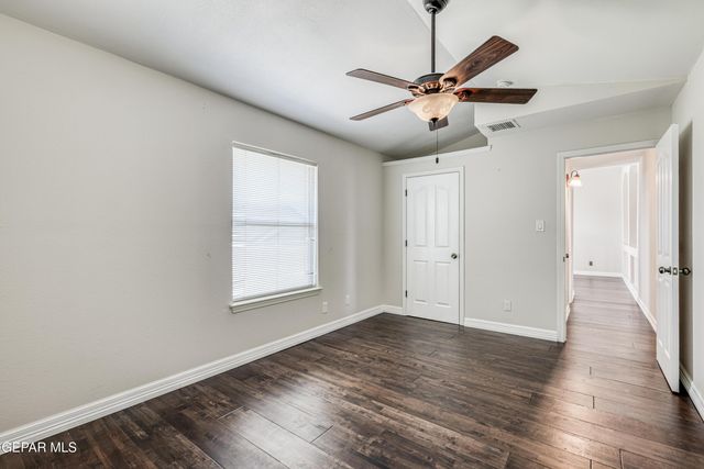 408 Santorini Court, Socorro, TX 79927