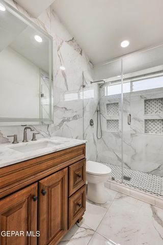 408 Santorini Court, Socorro, TX 79927