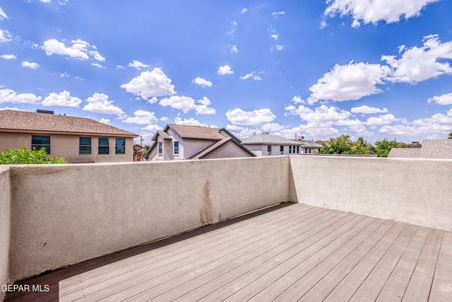 408 Santorini Court, Socorro, TX 79927