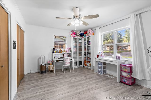 405 N B Avenue, Cleveland, OK 74020