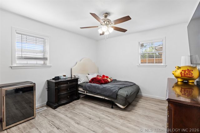 405 N B Avenue, Cleveland, OK 74020