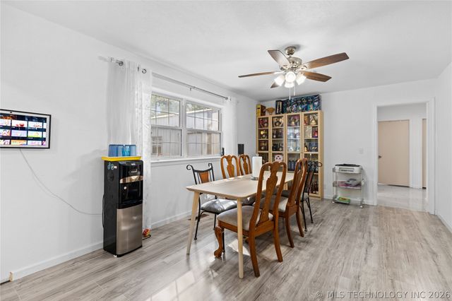 405 N B Avenue, Cleveland, OK 74020