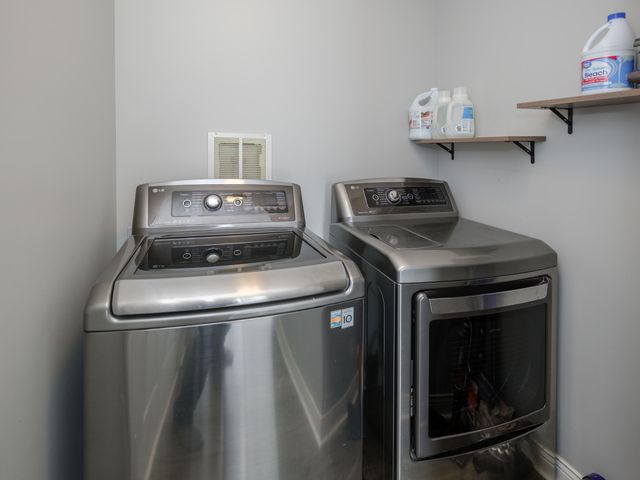 5824 Tradewind Drive, Portage, MI 49024
