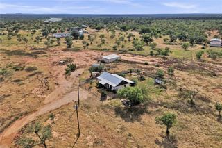 127 Offer LN, Llano, TX 78643