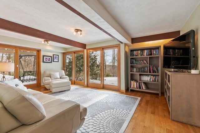 79 Old Orchard Lane, Boxborough, MA 01719