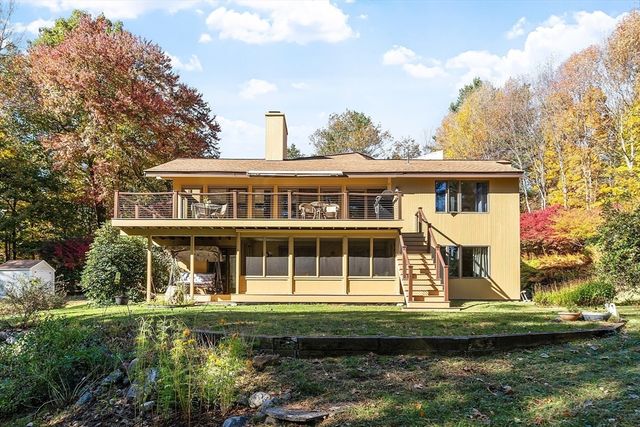79 Old Orchard Lane, Boxborough, MA 01719