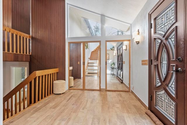 79 Old Orchard Lane, Boxborough, MA 01719