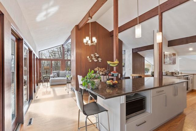 79 Old Orchard Lane, Boxborough, MA 01719