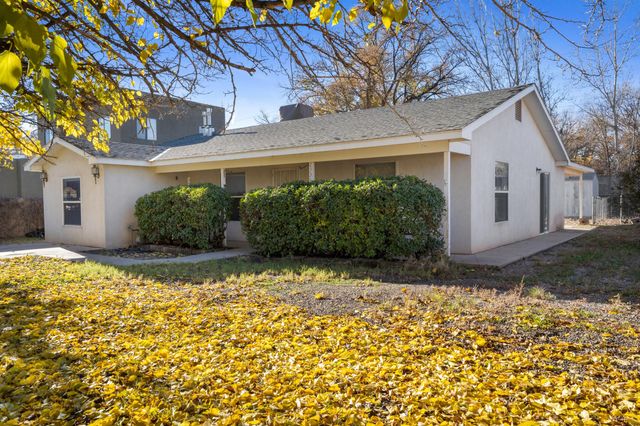 2531 Cuatro Milpas Road SW, Albuquerque, NM 87105
