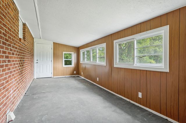 908 Carthage Hwy, Lebanon, TN 37087