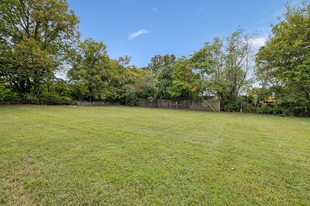 908 Carthage Hwy, Lebanon, TN 37087