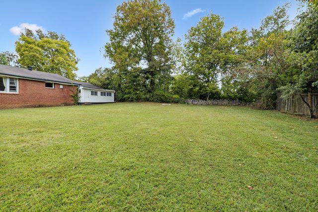 908 Carthage Hwy, Lebanon, TN 37087