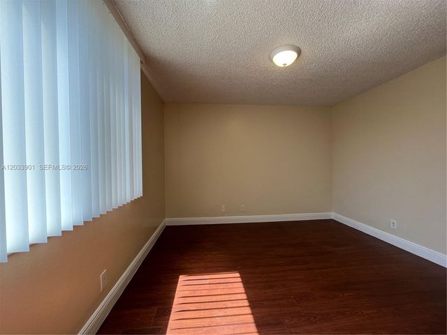 4015 W Mcnab Rd D212, Pompano Beach, FL 33069