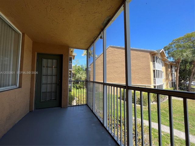 4015 W Mcnab Rd D212, Pompano Beach, FL 33069