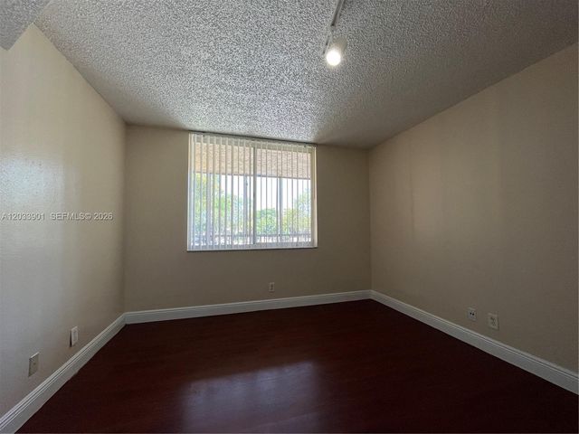 4015 W Mcnab Rd D212, Pompano Beach, FL 33069