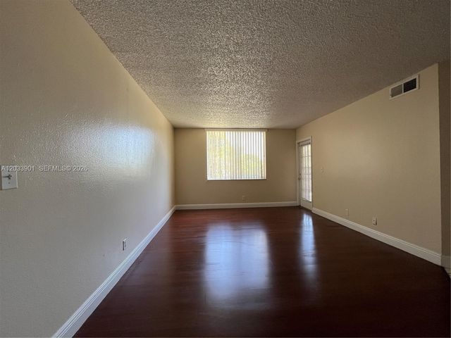 4015 W Mcnab Rd D212, Pompano Beach, FL 33069