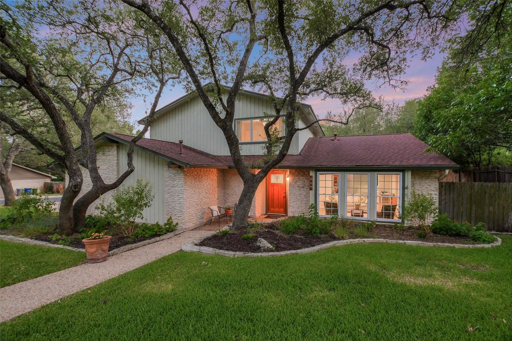 7615 Rockpoint DR, Austin, TX 78731