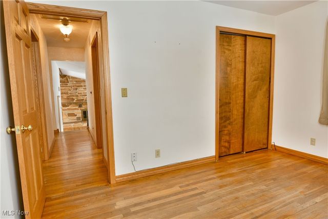 3825 Woodside Drive NW, Warren, OH 44483