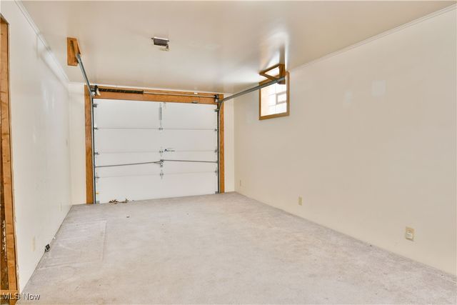 3825 Woodside Drive NW, Warren, OH 44483