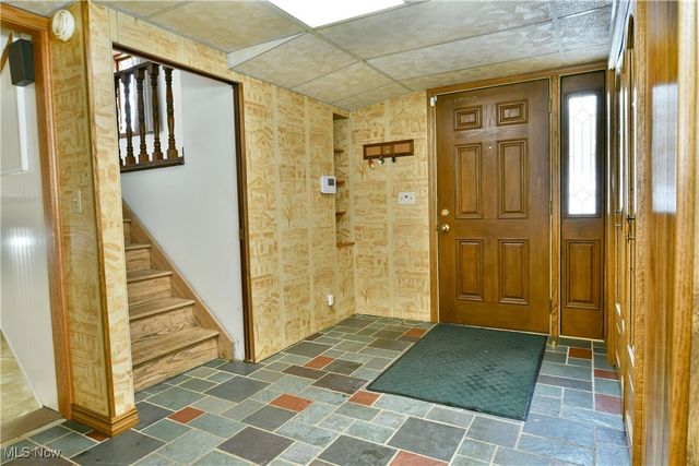 3825 Woodside Drive NW, Warren, OH 44483