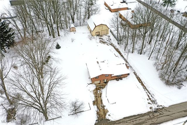 3825 Woodside Drive NW, Warren, OH 44483